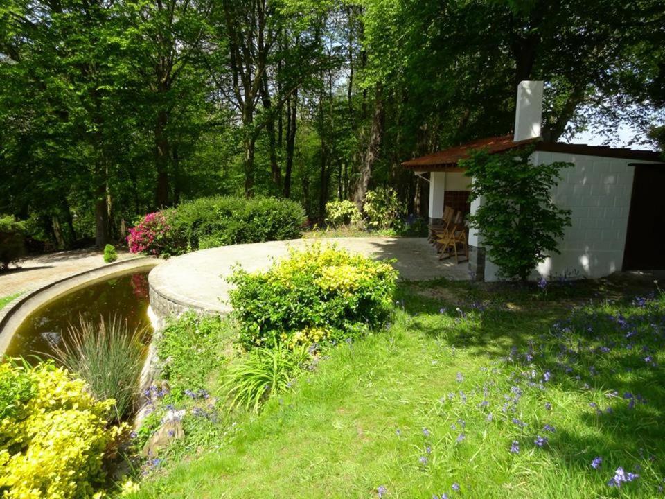 Le Chateau Des Eglantines Montignies-le-Tilleul Ngoại thất bức ảnh